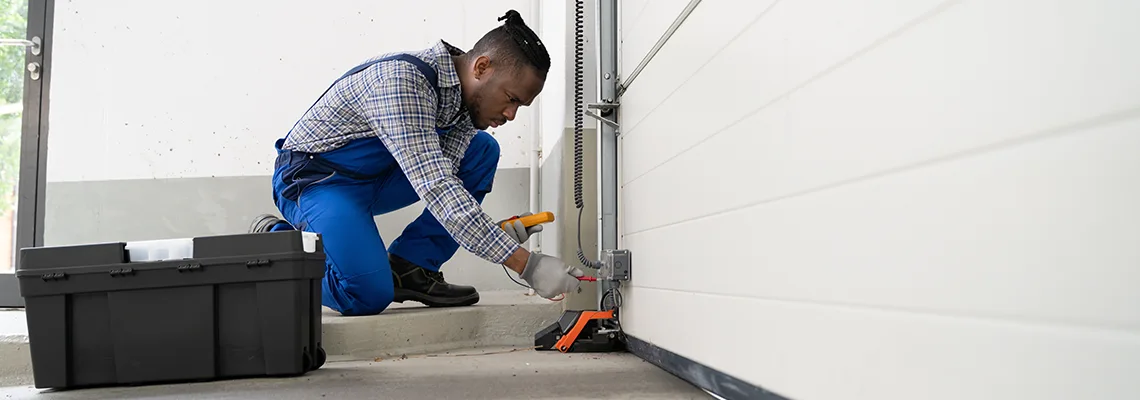 Repair Garage Door Not Closing But Light Flashing in Evanston, IL